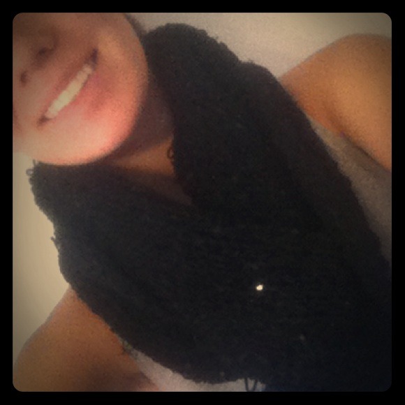 Infinity scarf