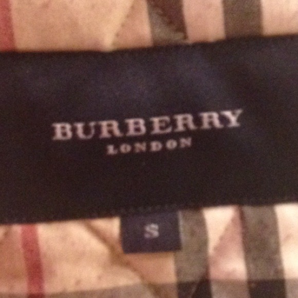 Burberry quilted jacket - Picture 3 of 3