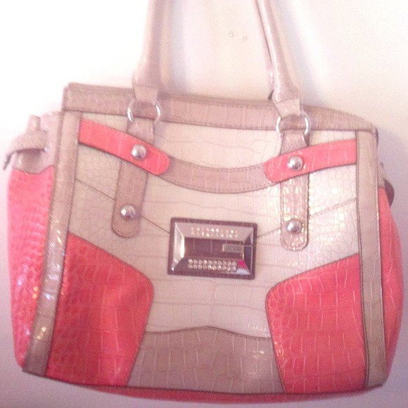 Guess purse