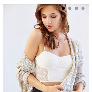 pins & needles alexa lace-back longline bra