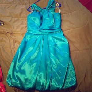 Formal dress / bridesmaid dress