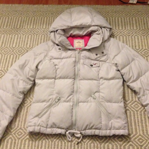 Hollister puffer jacket