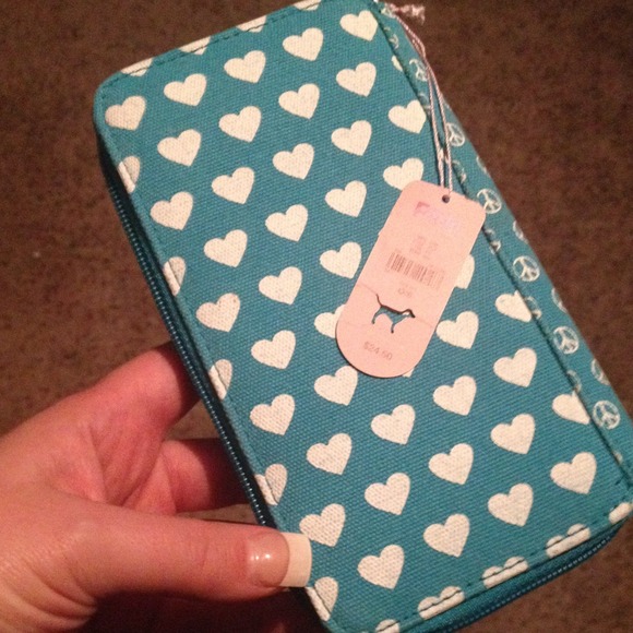NWT victoria's Secret pink wallet.
