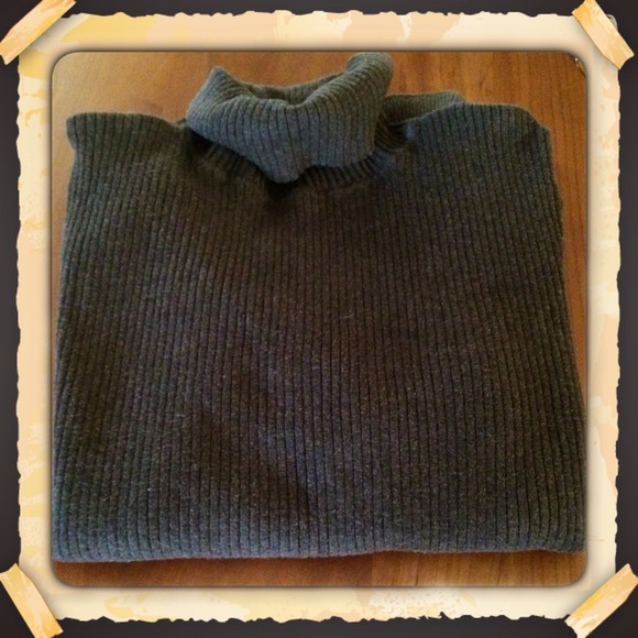 Woman’s Chocolate Brown Ribbed Turtleneck Sweater