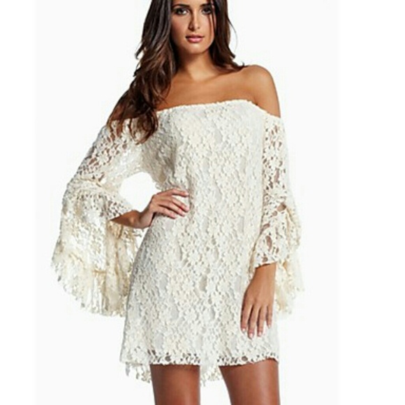Sexy Bateau Ruffle Lace Dress