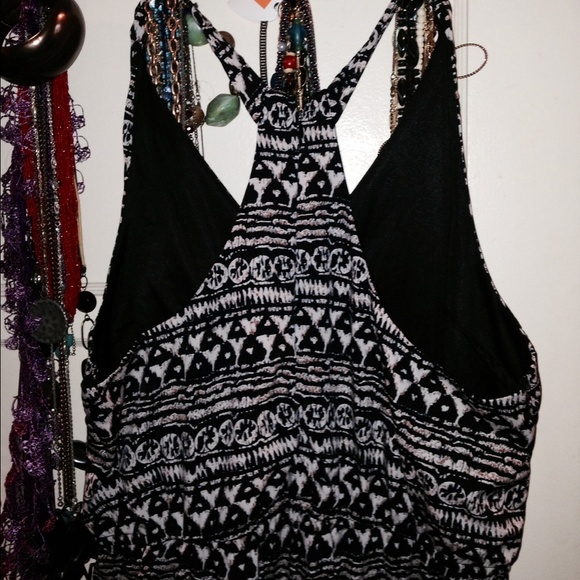 Aztec Pattern Jumper!!! - Picture 3 of 3