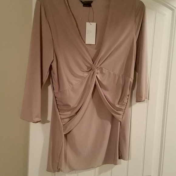 BCBGMAXAZRIA SHIRT. New with tags.