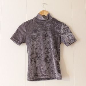 Dusty lilac velvet high neck top xs