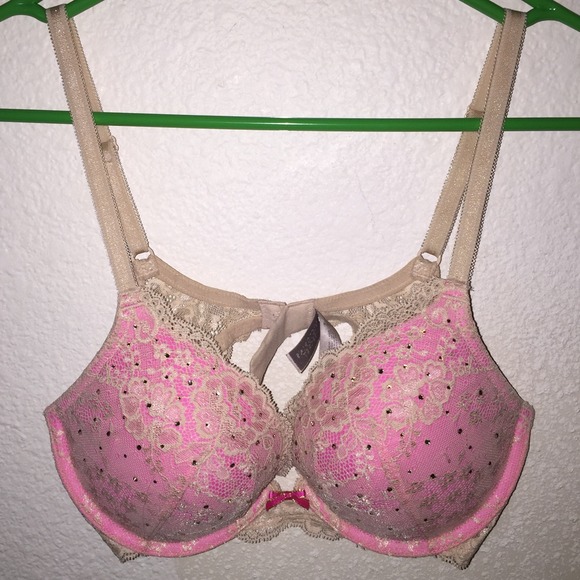 Victoria's Secret Lace Dream Angels Push-Up Bra