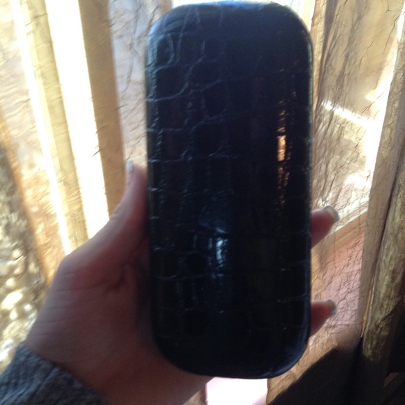 Sunglasses case