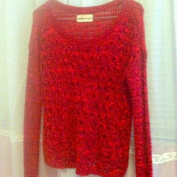 Hollister sweater shirt