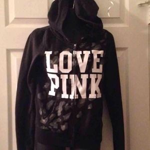 VS pink sweatsuit