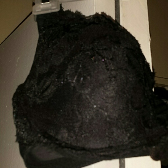 VICTORIAS SECRET BRA!! - Picture 2 of 2