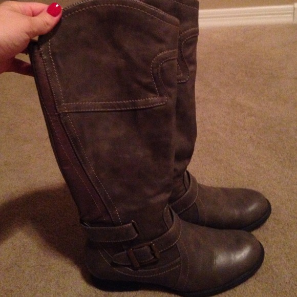 Gray tall boots