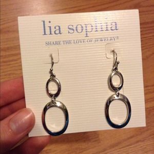 NWT Lia Sophia Earrings