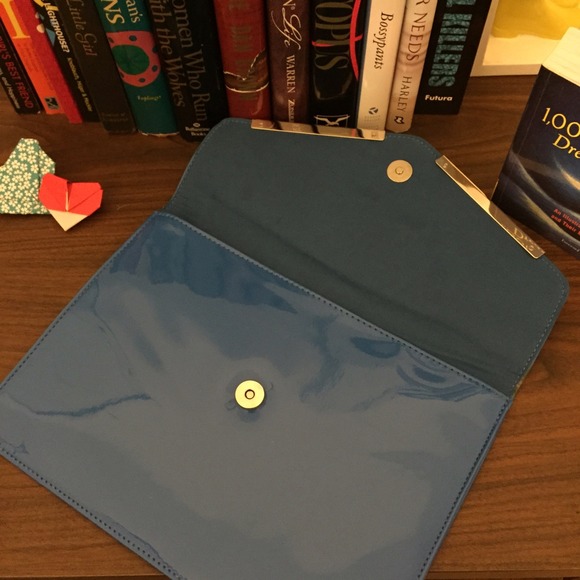 π Blue Patton leather clutch NWT π Π²Ο
ΠΈββΡβ - Picture 2 of 3