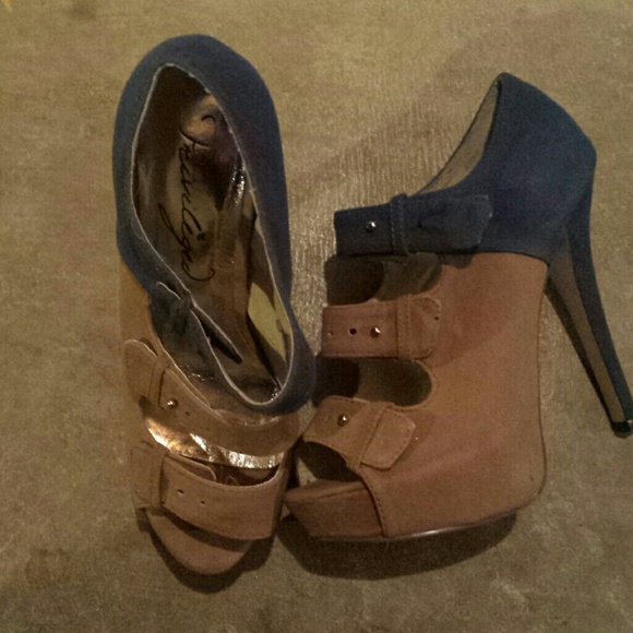 High heels by privileged