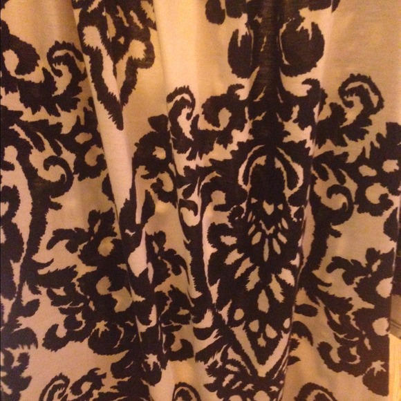 SOLD Nude and black damask dress - Picture 2 of 3