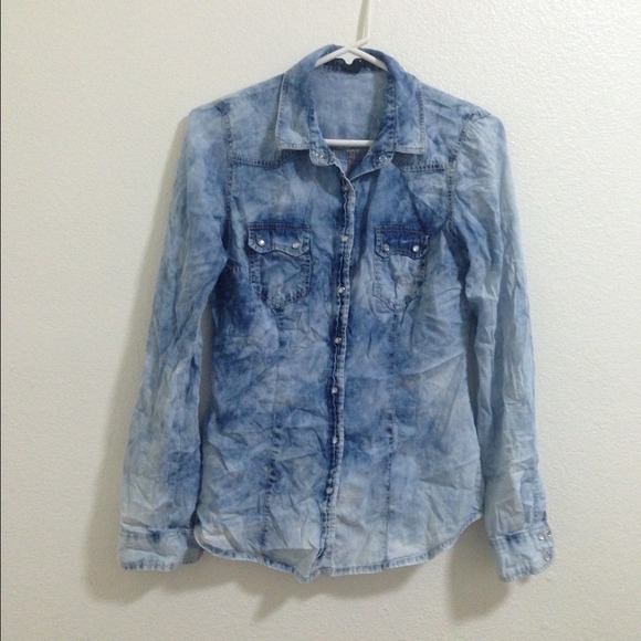 Medium size long sleeve shirt