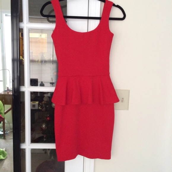 ❌sold❌Love..ady sleeveless ponte peplum dress - Picture 2 of 3