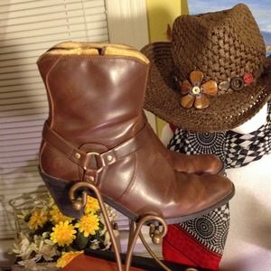 Durango cowgirl boots