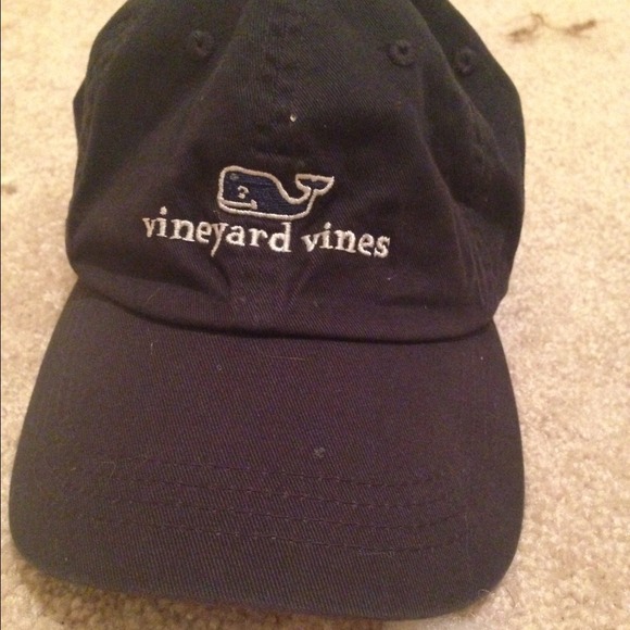 Vineyard vines hat