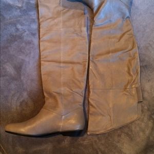 Chinese Laundry, Night Owl Over the Knee, Slate