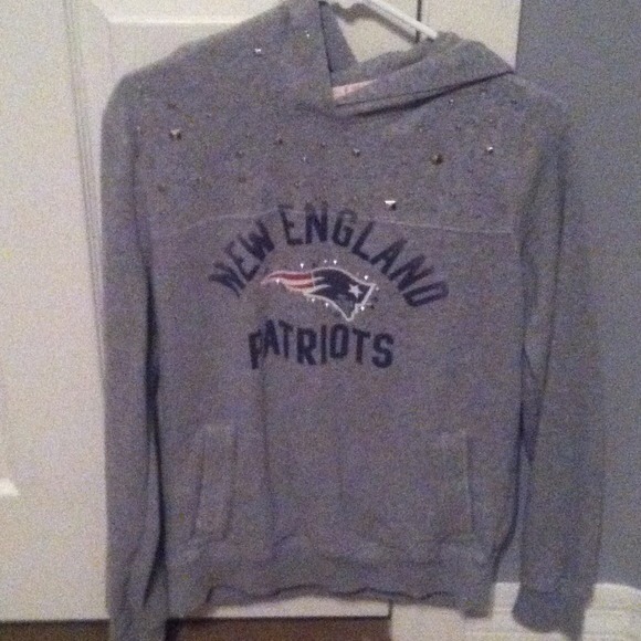 New England sweatshirt