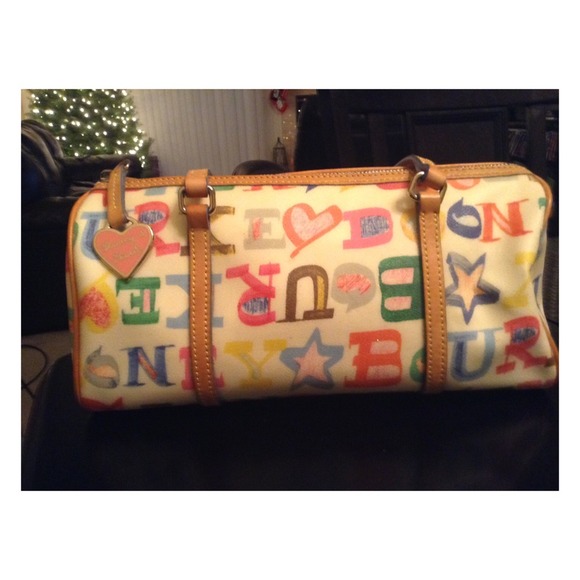 Cute Dooney and Bourke purse