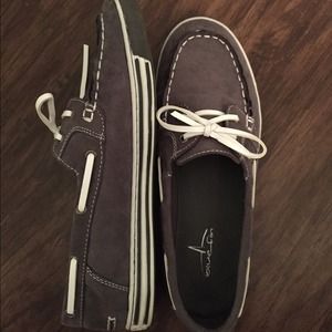 Bluefin flats size 7