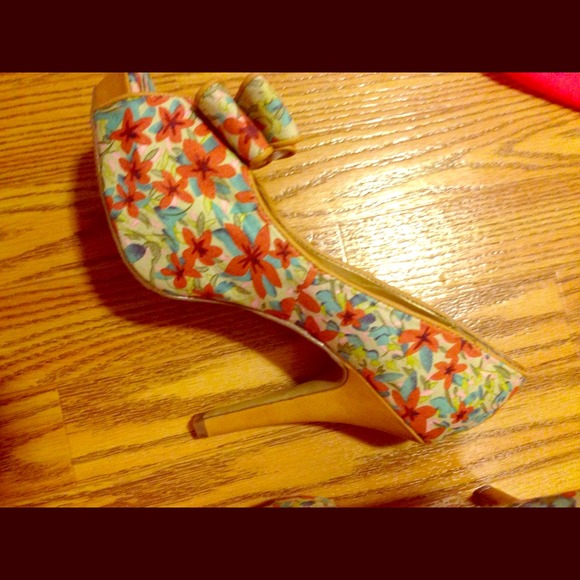 Floral heels