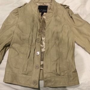 Buckle leather jacket