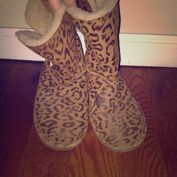 Cheetah print bear paw boots