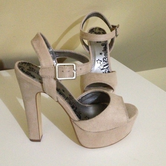Beige Heels