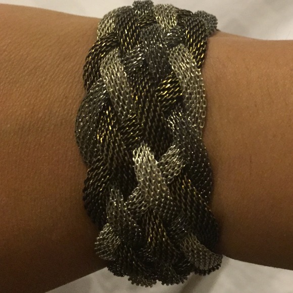 Silver and black clasp metallic bracelet