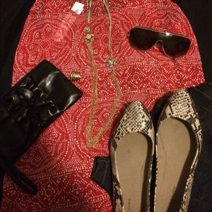 Moving!! Everything must go!open to offers.😋✨💅💄