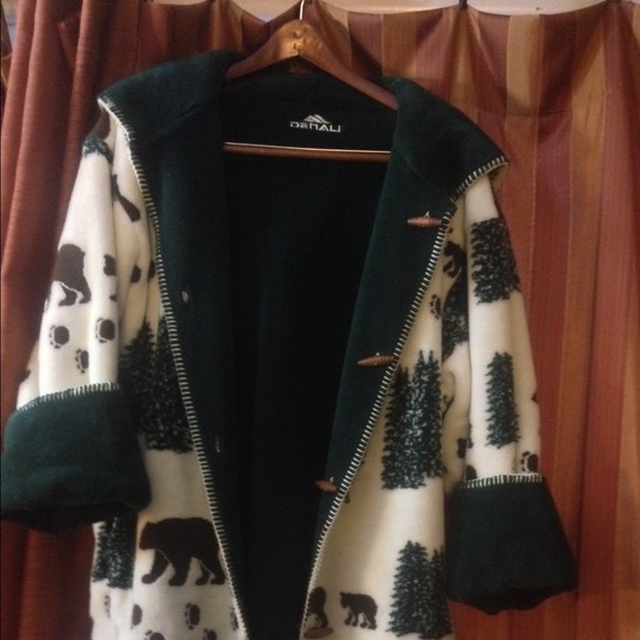 Woman's Denali jacket/coat for the Nature lover M