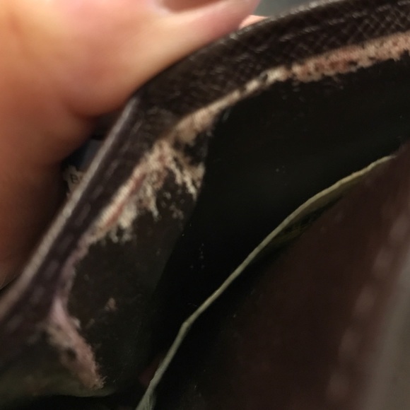 Authentic Louis Vuitton Damier wallet - Picture 3 of 4