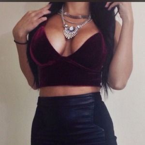 Bralette Velvet Crop Top