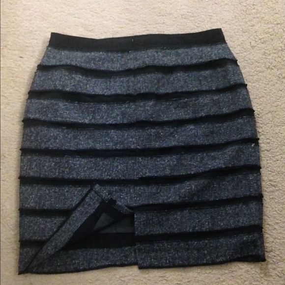 🎉HOST PICK 🎉 Decided to keep Since I lost weight - Picture 2 of 4