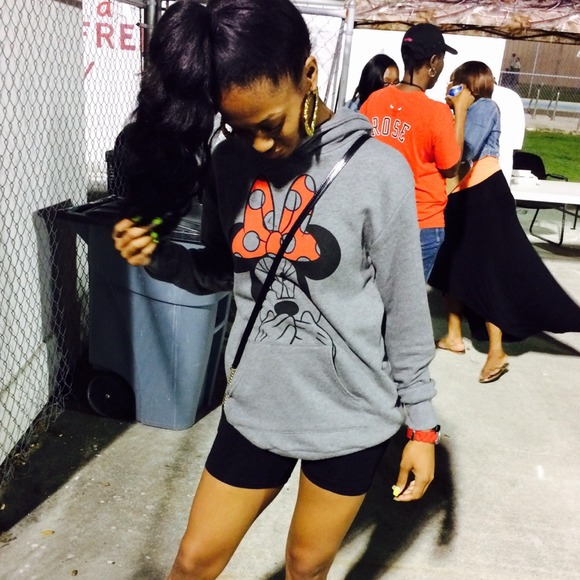 Sweaters - Minnie Mouse Hoodie