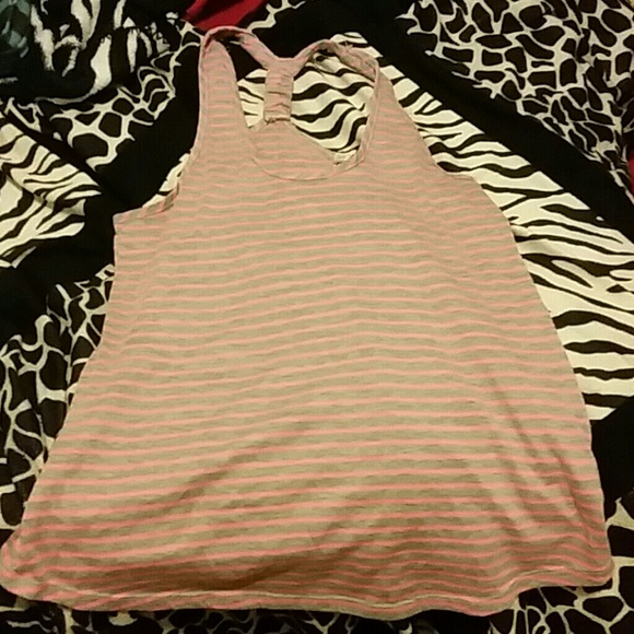 Pink/striped body central tank