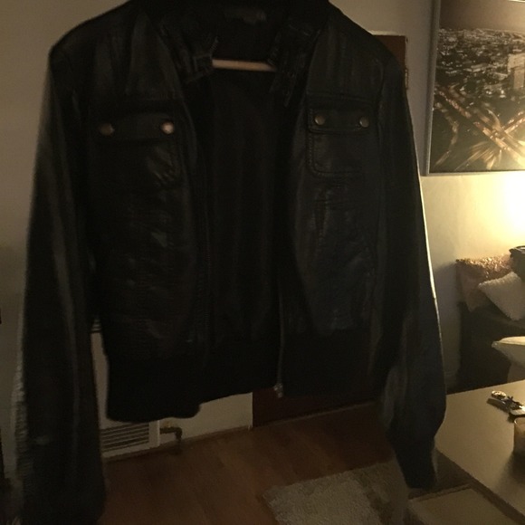 Pleather jacket. - Picture 2 of 4