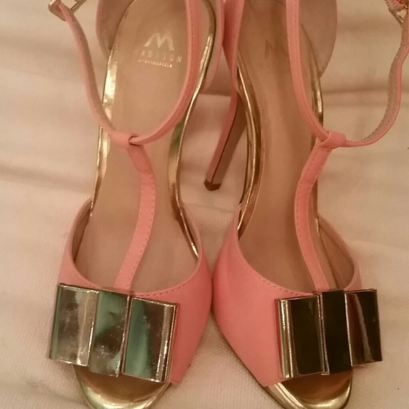 💥REDUCED!💥Peep Toe Pumps - Picture 4 of 4