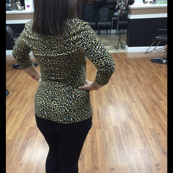 Sexy Leopard Shirt - Picture 2 of 4