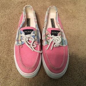 Pink plaid sperrys