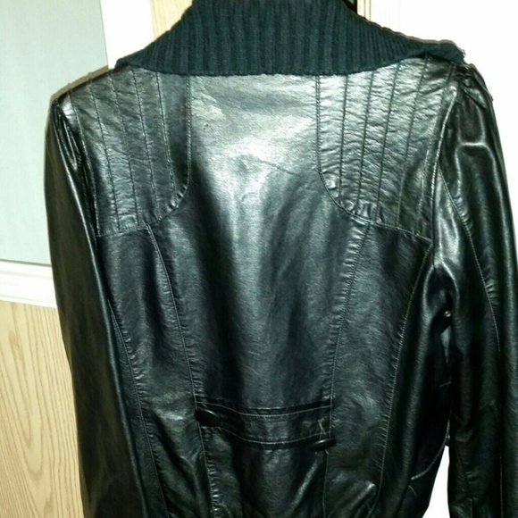 jacket - Picture 2 of 2
