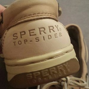 Women's size 7 Sperrys