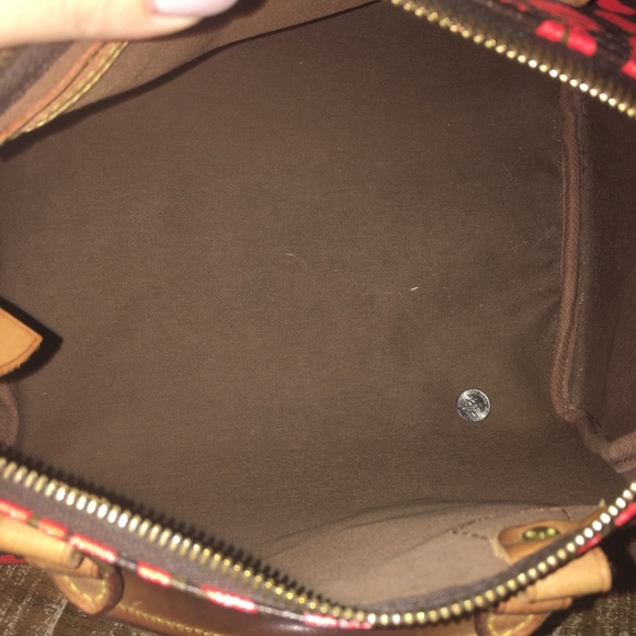 Authentic Louis Vuitton Graffiti Speedy 30 - Picture 4 of 6