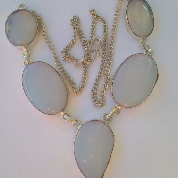SS Opalite Statement Necklace - Picture 2 of 3